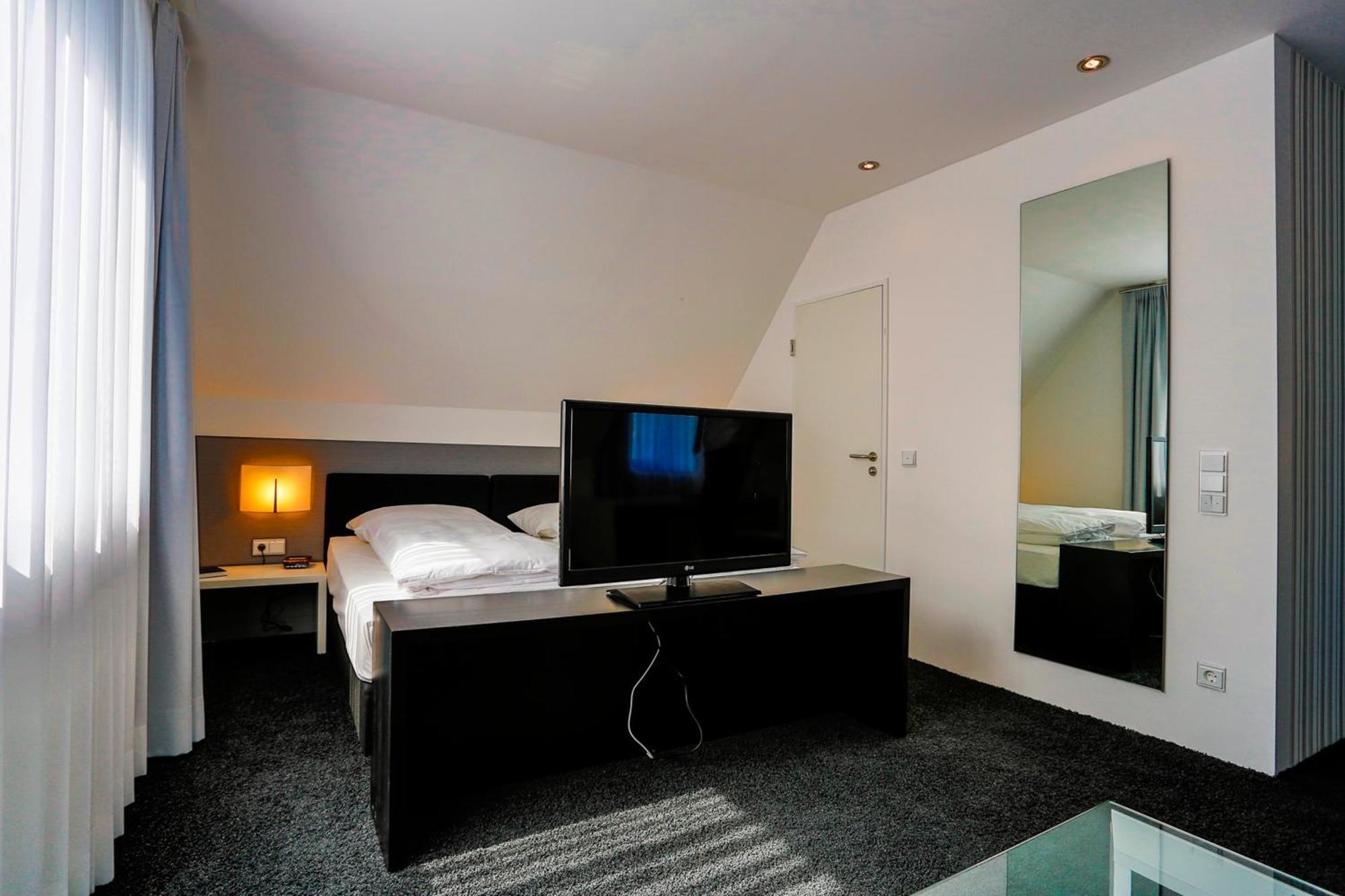Hotel Schempp Bobingen  Oda fotoğraf
